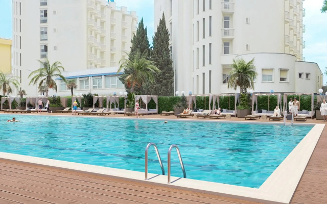 HR Resort