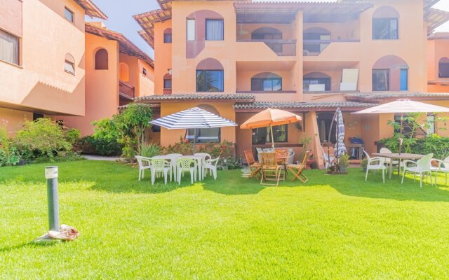 GB76 Pé na Areia Apt 4 Quartos Guarajuba