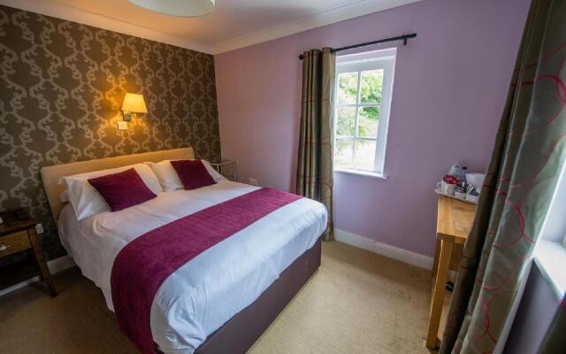 The Grove Hotel