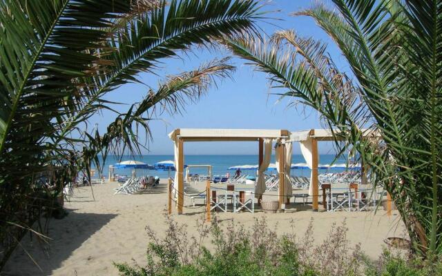 Cosmopolitan Golf & Beach Resort