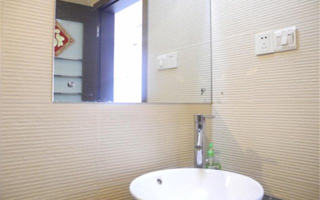 Leyi Family Apartment