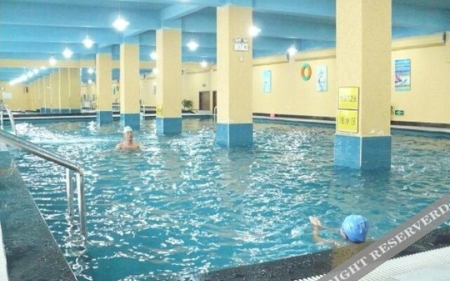 Jianyuan Ciyun Holiday Hotel