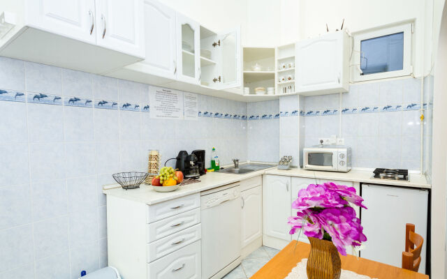 Opera Apartments