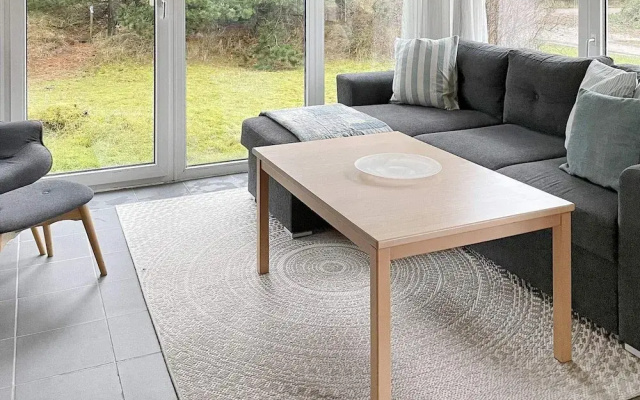 6 Person Holiday Home in Oksbol