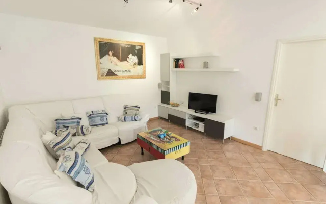 Pool Villa in Sibenik Near Lake