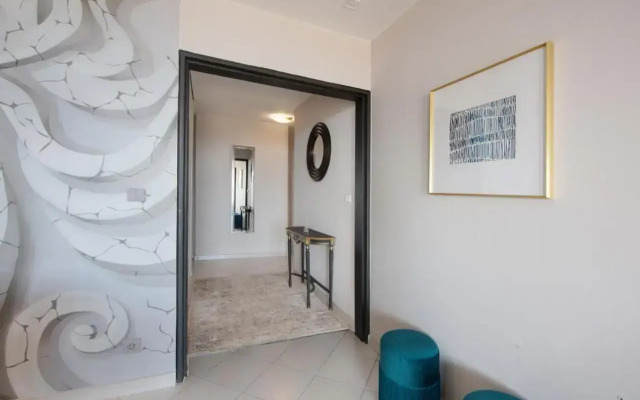 Panoramic view, 2 bedroom, Monaco,Riviera, Parking