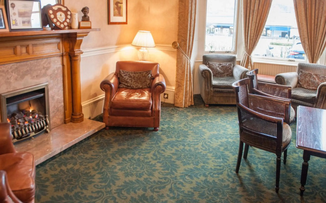 Alexandra Hotel