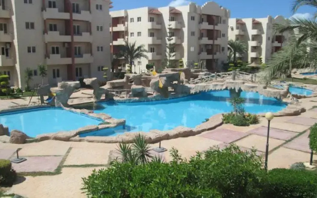 Marseilia Resort