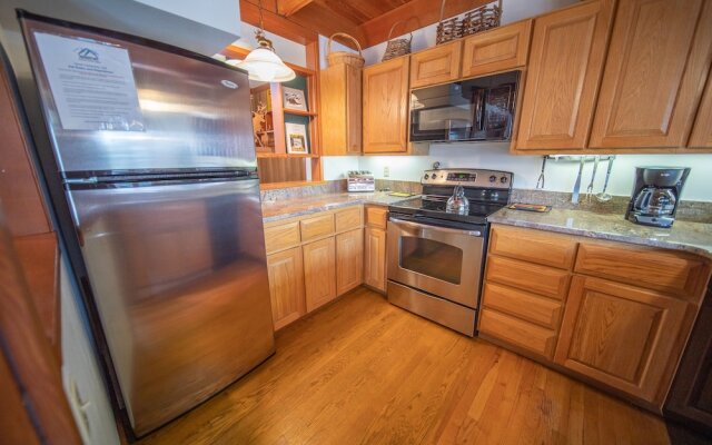 Tennis Townhomes 1326