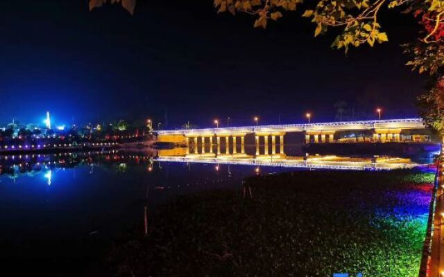 Wuzhou Business Hotel Beiliu