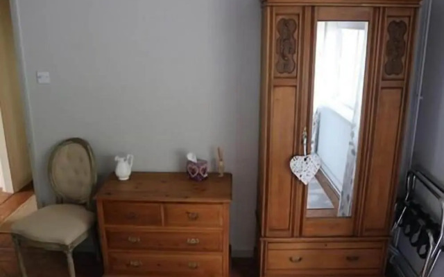 Mortimer Trail B & B