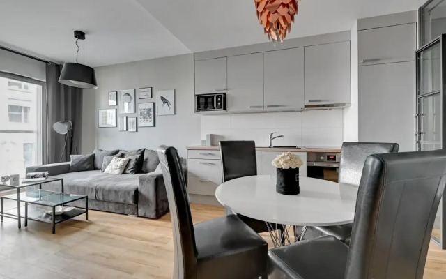 Waterlane Riverside SPA, Pool & Gym by Downtown Apartments
