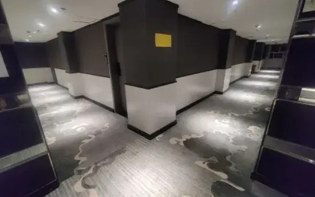 Week 6 Express Hotel