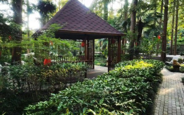 Binjiang Resort Center
