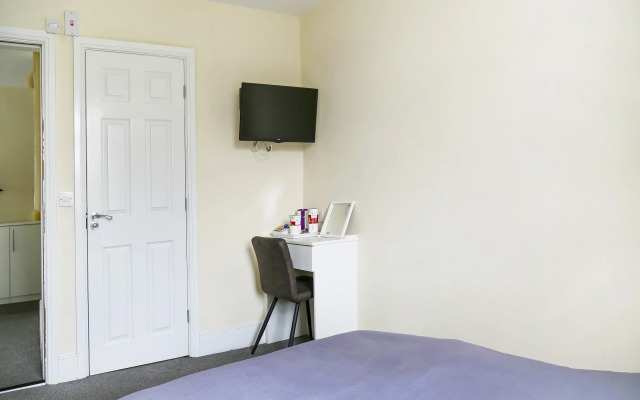 OYO Castle Hotel, Accrington
