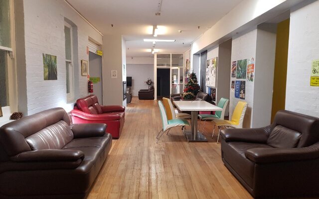 The Backpackers Imperial Hotel - Hostel