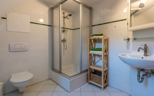 Ferienwohnungen Hotel Garni Dörflerwirt