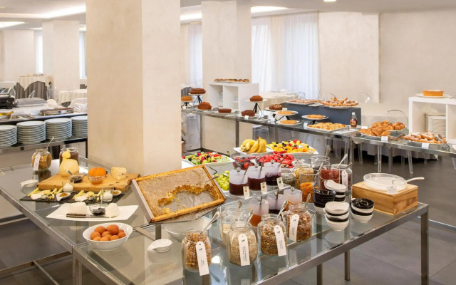 Sport Village Hotel & Spa
