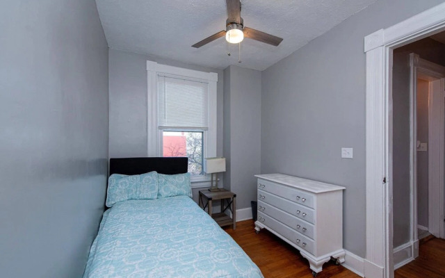The Incline Suite 1