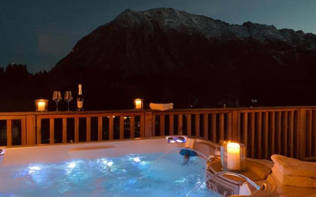 Die Tauplitz Lodges - Penthouse Grimming D7-1 by AA Holiday Homes
