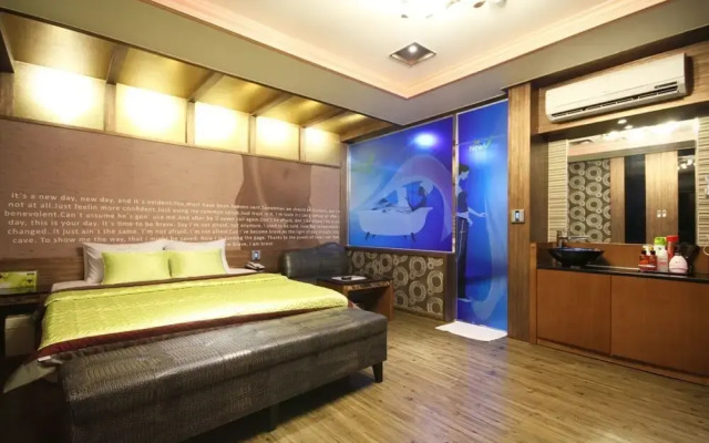 Busan Station BT Hotel