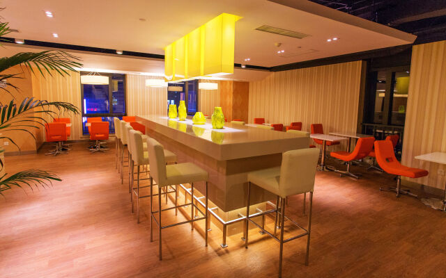 Holiday Inn Express Changzhou Center by IHG