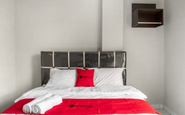 RedDoorz near Manhattan Square Medan