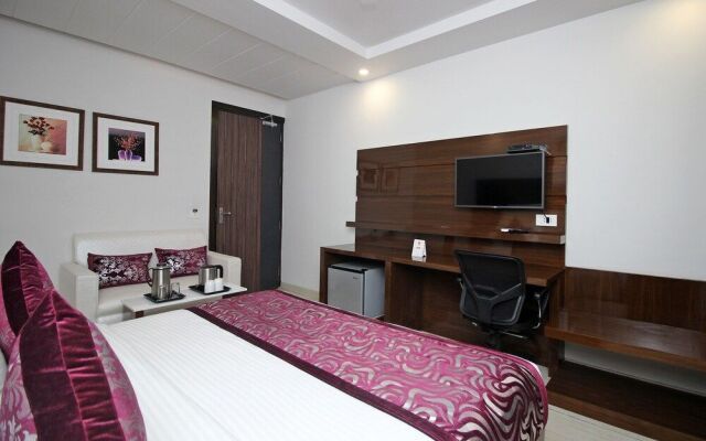 OYO 9451 Hotel Prem Ratna
