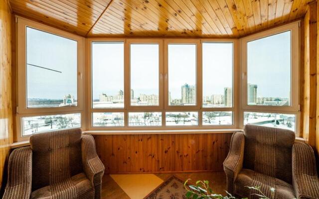 Large luxury 4 room apartment with a sauna near the metro Levoberezhnaya