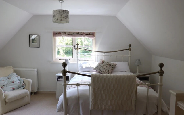 Low Farm Cottages