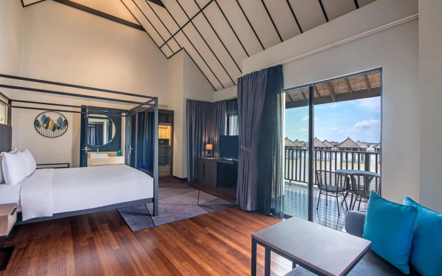 Golden Palm Tree Sepang