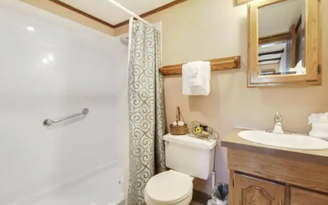 A Fairway View - Two Bedroom Condo