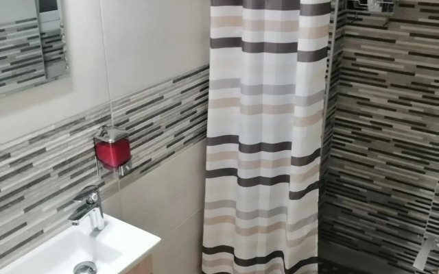 Alexandras Metro Studio