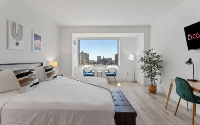 Boardwalk King Bed Retreats by Cozysuites 46