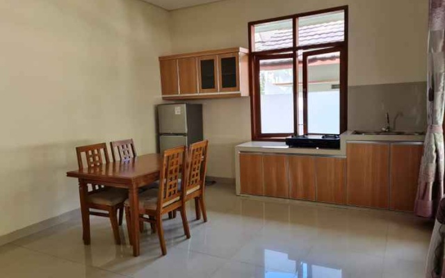 Villa Jabon Resort Pool Side – Guest Rooms – Cisarua
