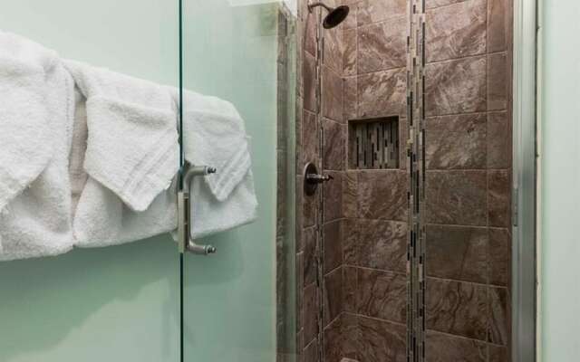 Sapphire by Meyer Vacation Rentals