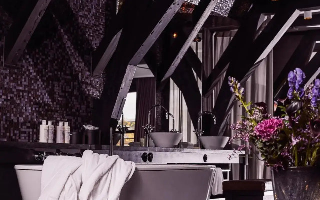 Canal House