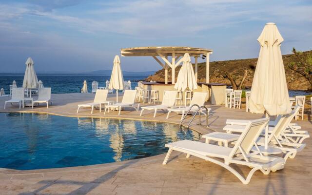 Pelagos Hotel