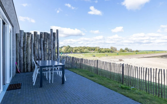 Apartment in Sint-annaland by the Harbor