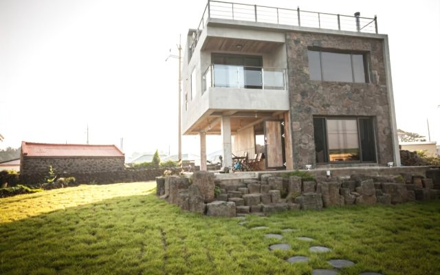 Jeju The Hado Spa Villa Pension
