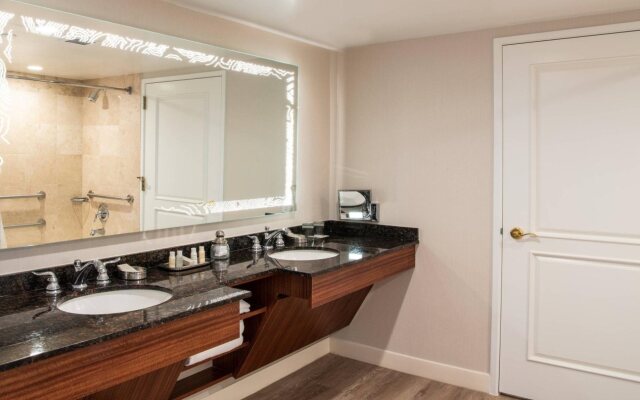 Renaissance Newport Beach Hotel