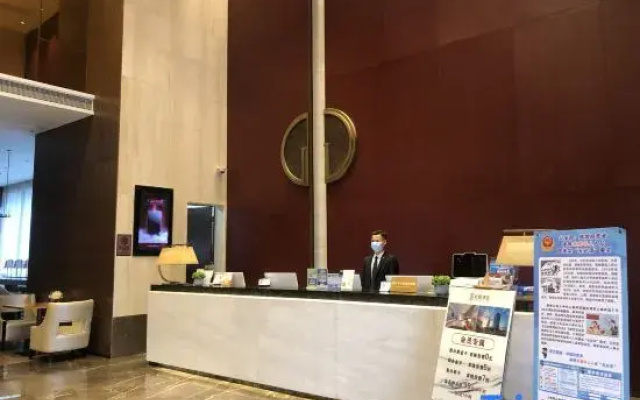 Echeng Hotel Nanning Railway Station Huqiu Building