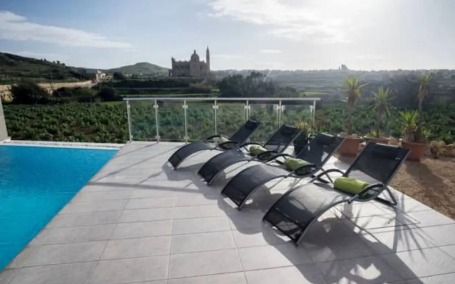 Twilight Gozitan Farmhouse With Pool