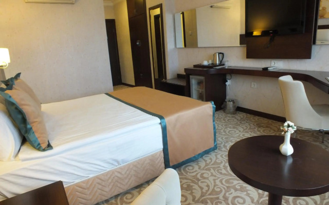Asrin Park Hotel