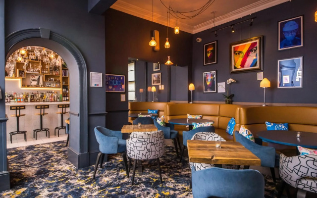 Abbey Hotel