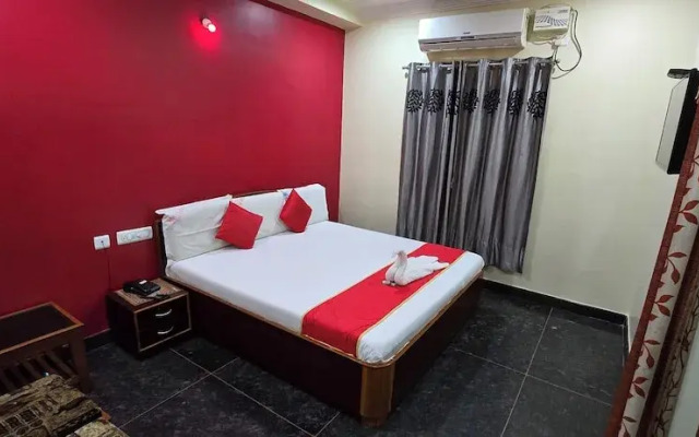 Hotel KSR Grand