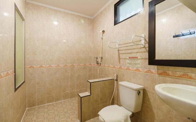 RedDoorz Plus near Ancol