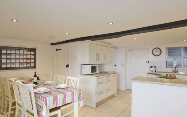 Regent Cottage