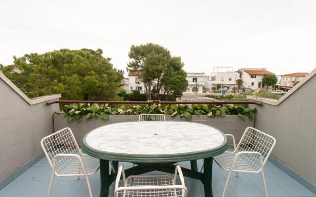 M134 -Marcelli, quadrilocale con terrazzo a 50mt dal mare