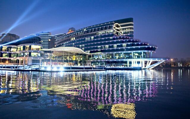 Crowne Plaza Suzhou, an IHG Hotel